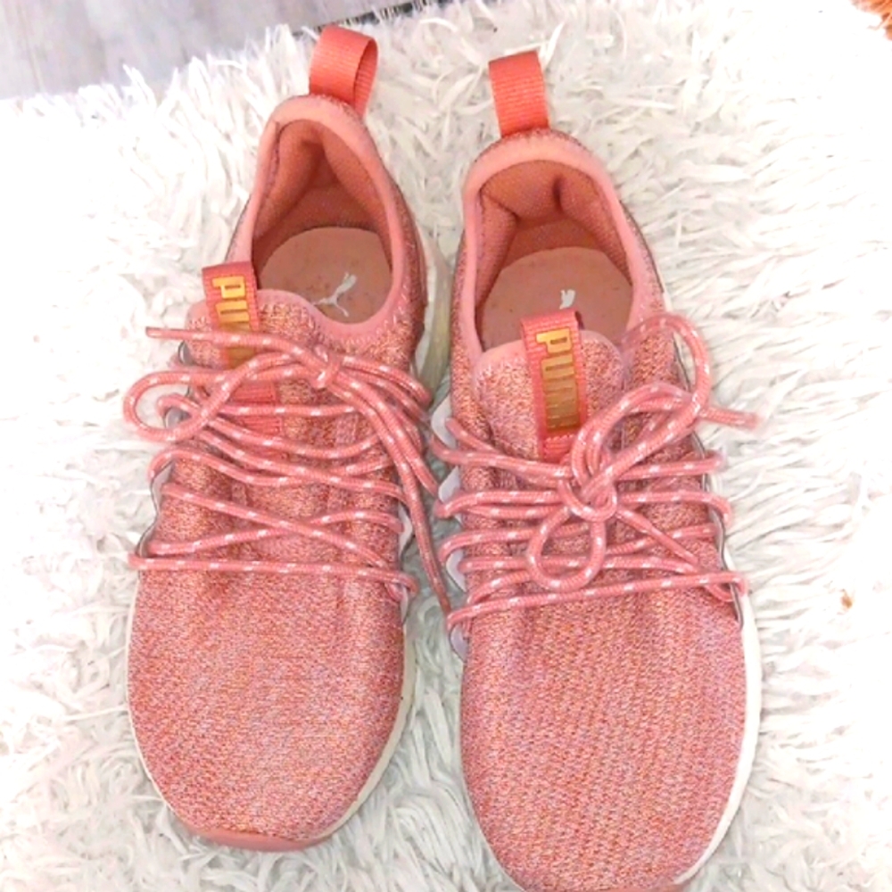 Puma Pink Knit Sneakers with Sporty Silhouette
